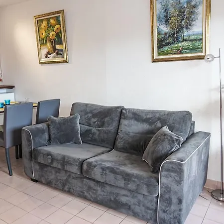 Le Panama-1 By Interhome